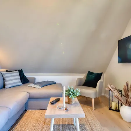 Apartment Kleines Sanddorn 26 Klein Stresow Ruegen By Ruyastay