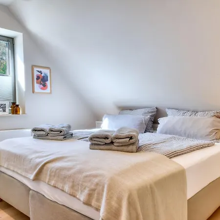 Kleines Sanddorn 26 Klein Stresow Ruegen By Ruyastay Lejlighed