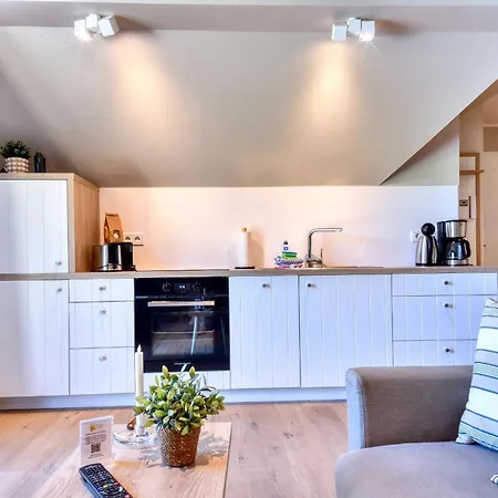 Apartment Kleines Sanddorn 26 Klein Stresow Ruegen By Ruyastay *